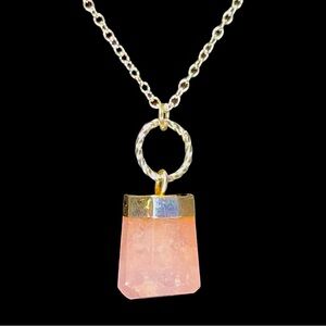 Gorgeous Morganite Gemstones Pendant Necklace!